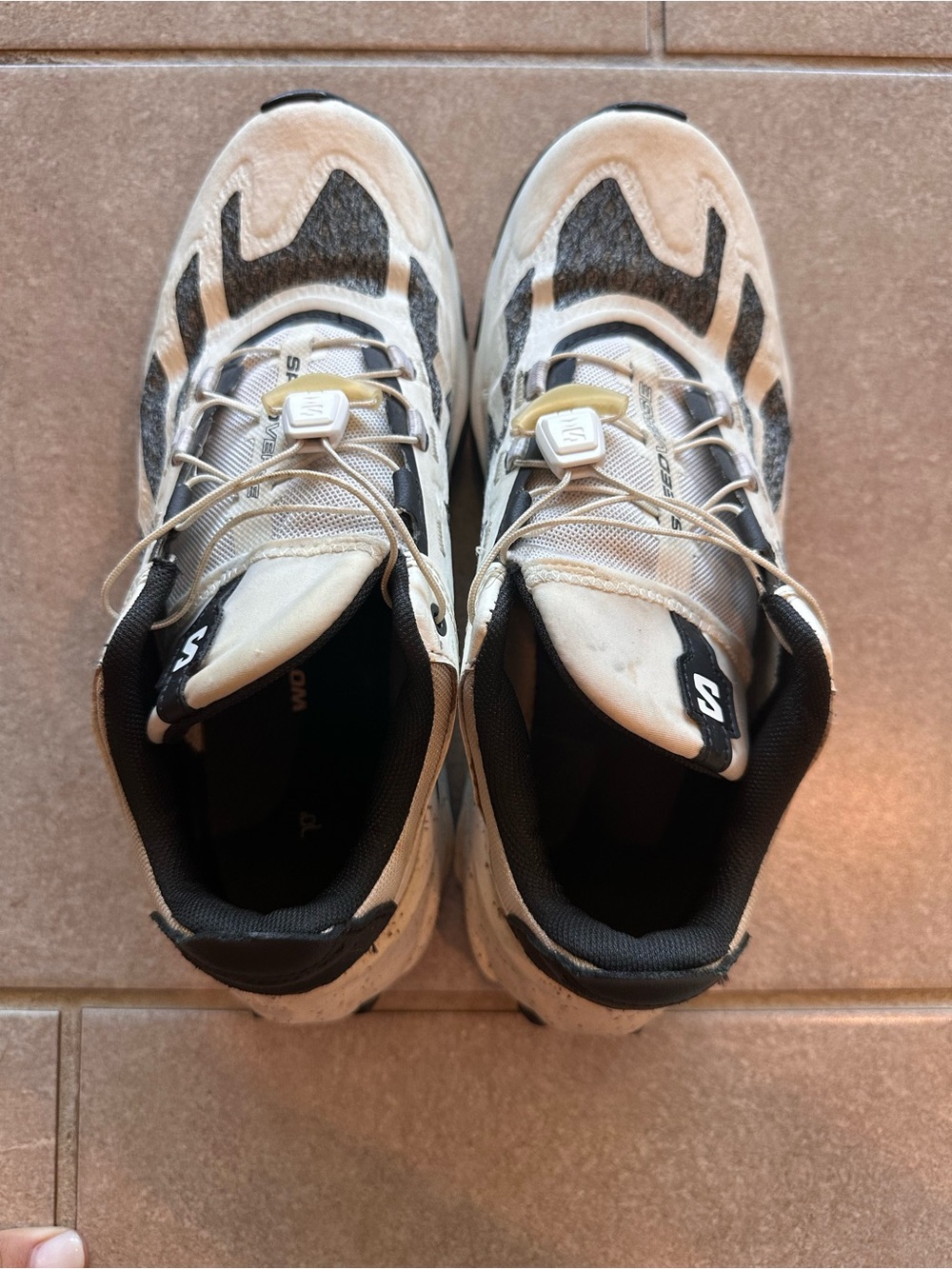 Salomon Speedverse PRG
White Phantom